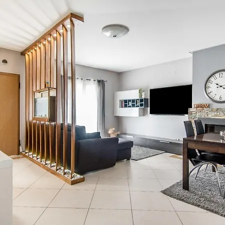 Casa De Ferias Ferreiras/albufeira Com Piscina بيت للعطل البوفيرا